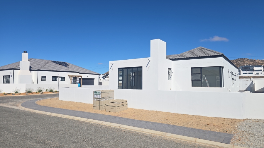 3 Bedroom Property for Sale in Sandy Point Western Cape